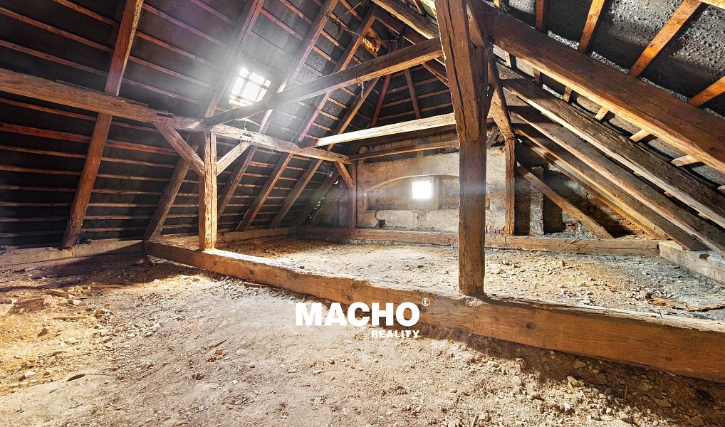 Prodej domu 286 m² s pozemkem 447 m², Řitka – náhled fotky 18