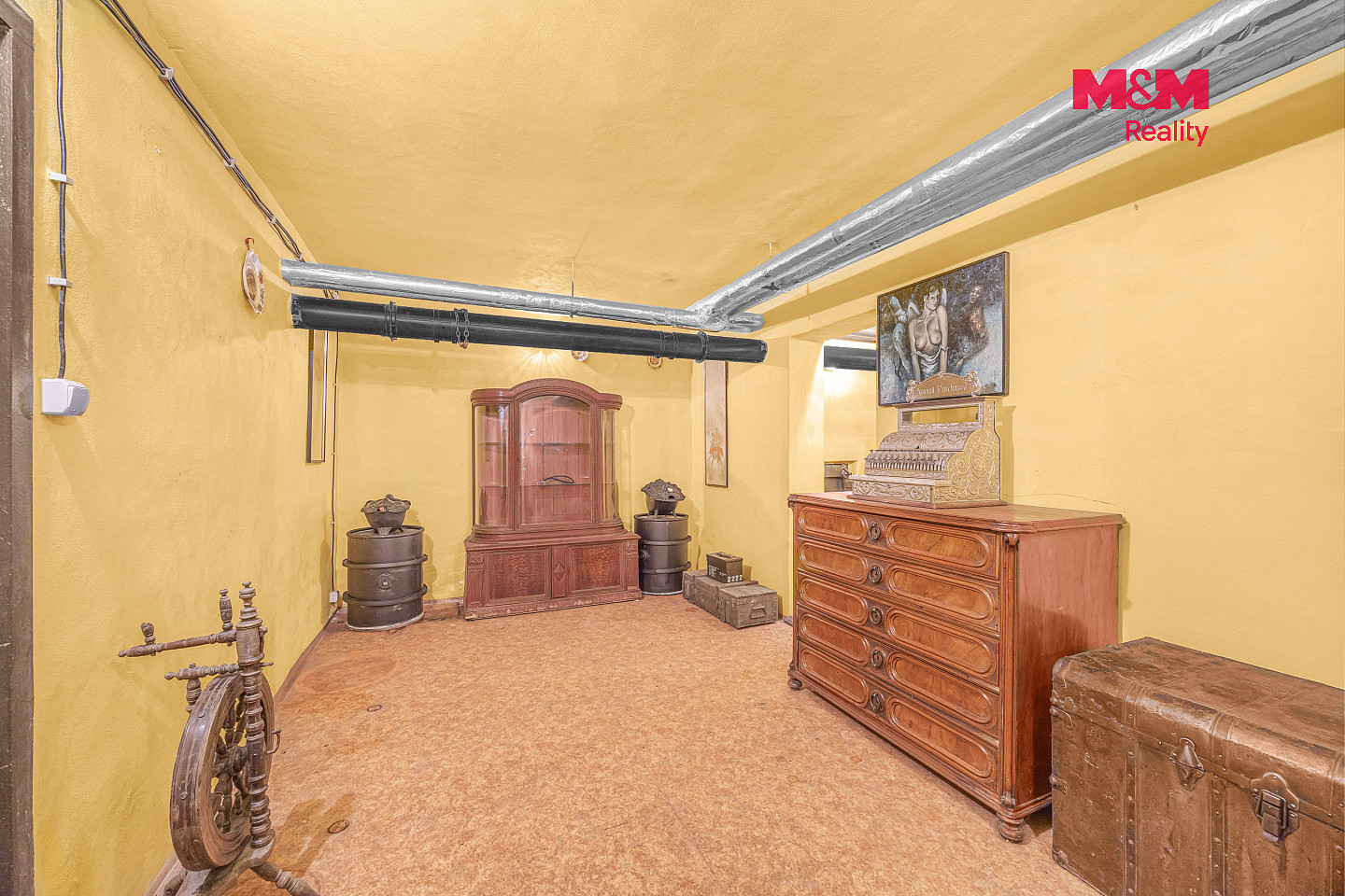 Prodej kanceláře 103 m² – fotografie 2