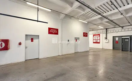 Pronájem skladovacích prostor 210 m², Na Hrůdách, Břeclav