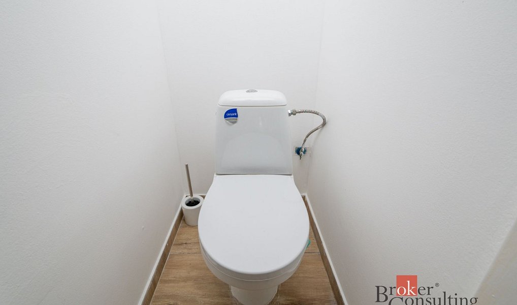 Prodej domu 240 m² s pozemkem 888 m², Bulovka – náhled fotky 8