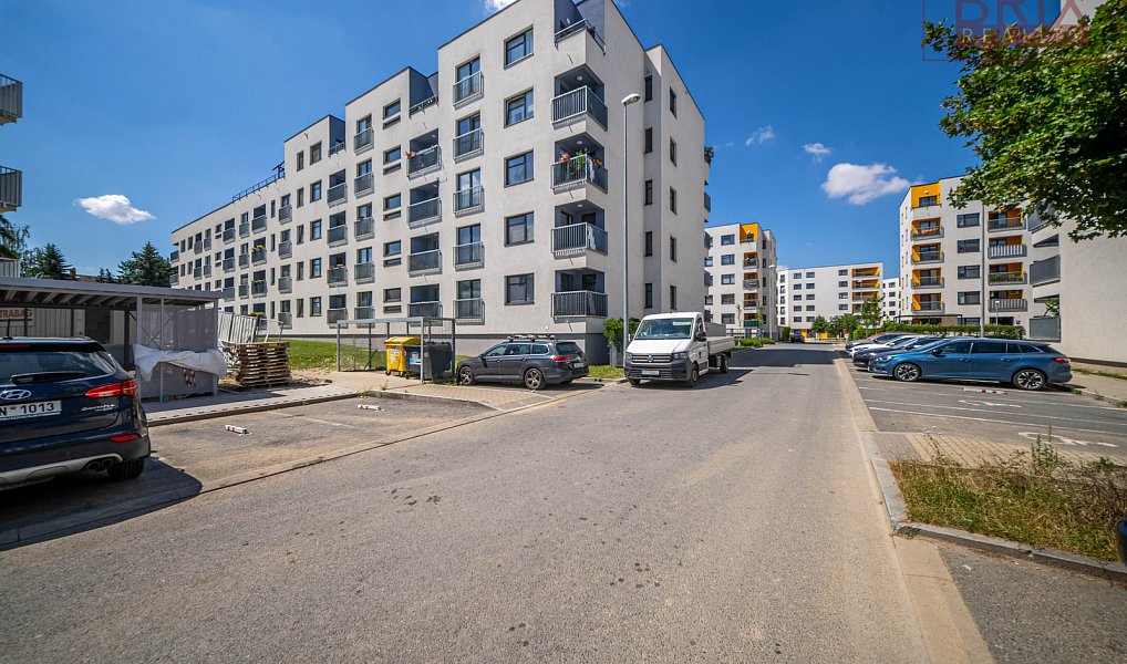 Prodej bytu 2+kk 57 m², Praha – náhled fotky 9