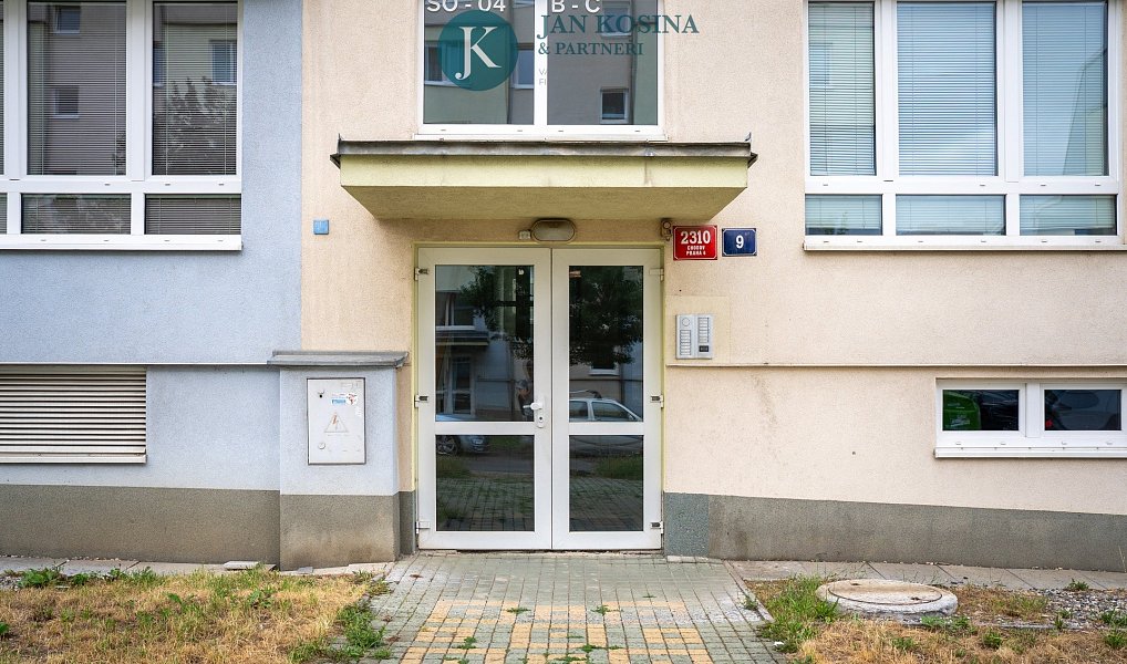 Prodej bytu 2+kk 56 m², Praha – náhled fotky 2