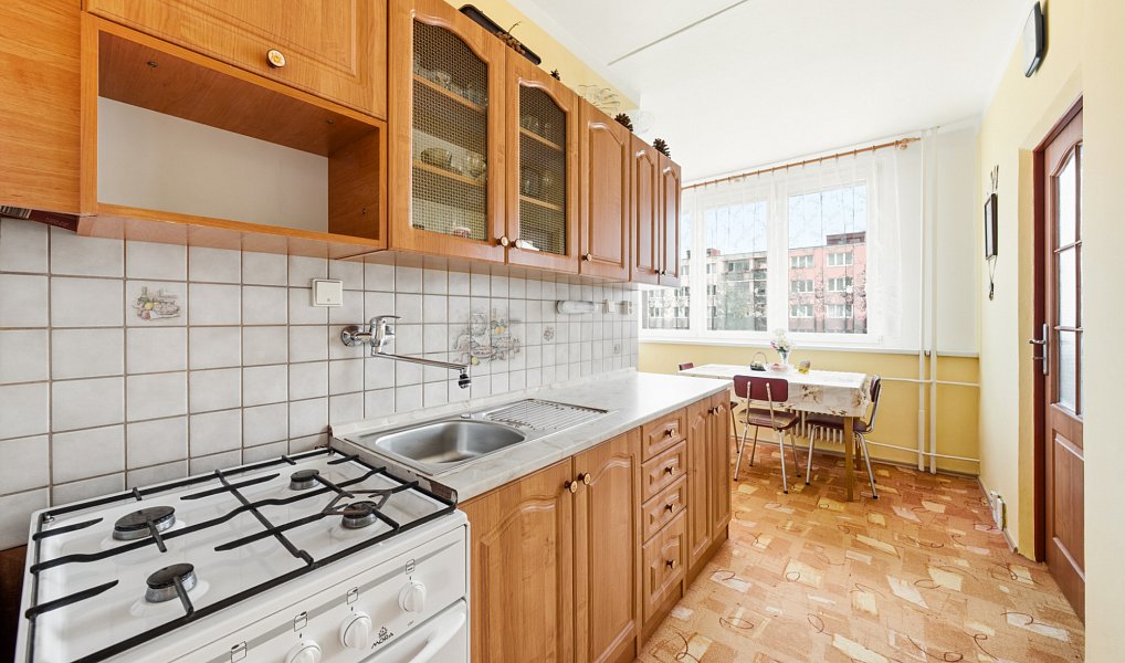 Prodej bytu 4+1 80 m², Plzeň – náhled fotky 2