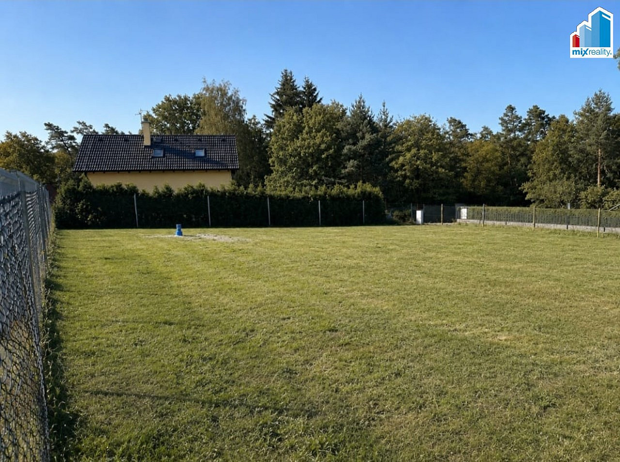 Prodej stavebního pozemku 627 m² — photo 2