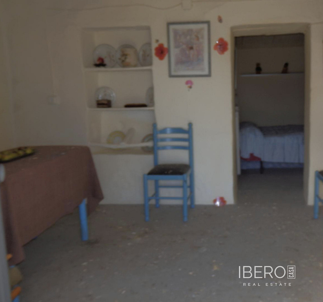 Prodej domu 80 m² s pozemkem 30 000 m² — photo 3