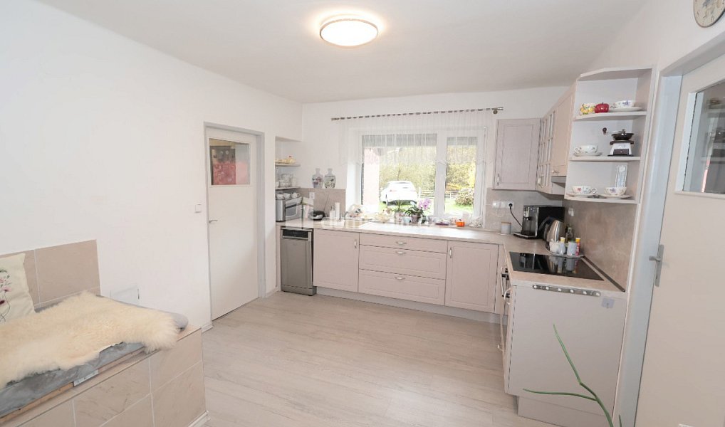 Prodej domu 112 m² s pozemkem 1 623 m², Slabčice – náhled fotky 14