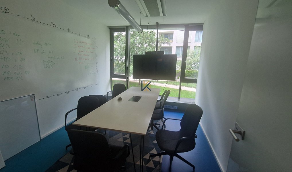 Pronájem kanceláře 342 m², Praha – náhled fotky 4
