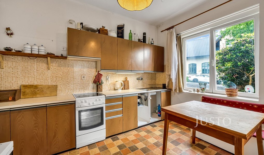 Prodej domu 180 m² s pozemkem 1 758 m², Železný Brod – náhled fotky 8