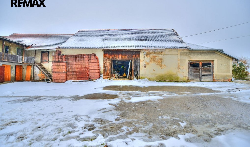 Prodej domu 325 m² s pozemkem 913 m², Zvěstov – náhled fotky 17