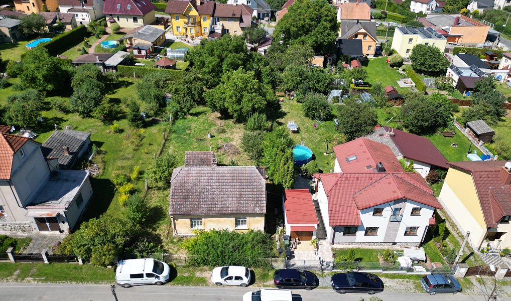 Prodej stavebního pozemku 809 m², Starý Plzenec – náhled fotky 2