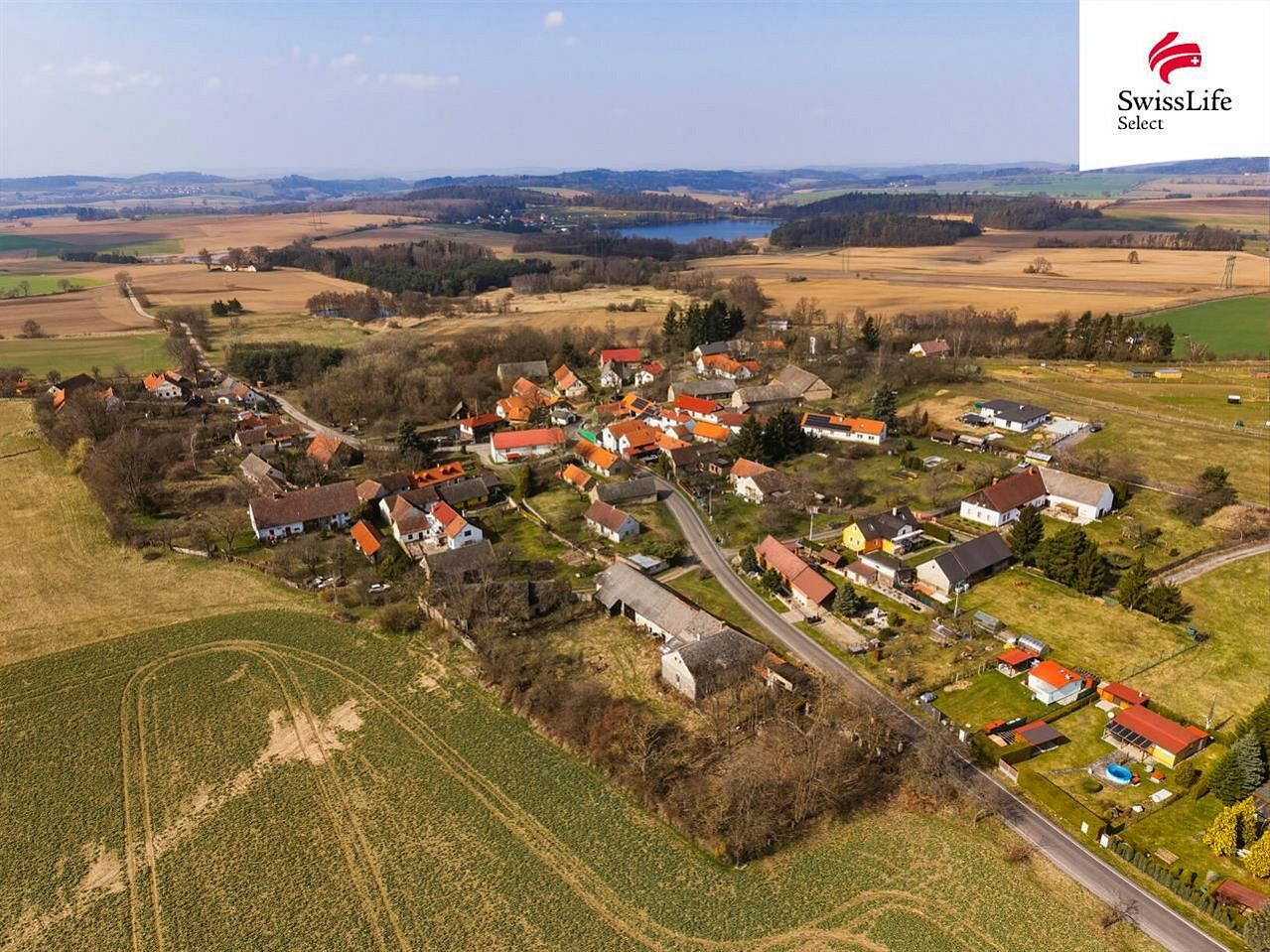 Prodej stavebního pozemku 2 851 m² – pohled 4