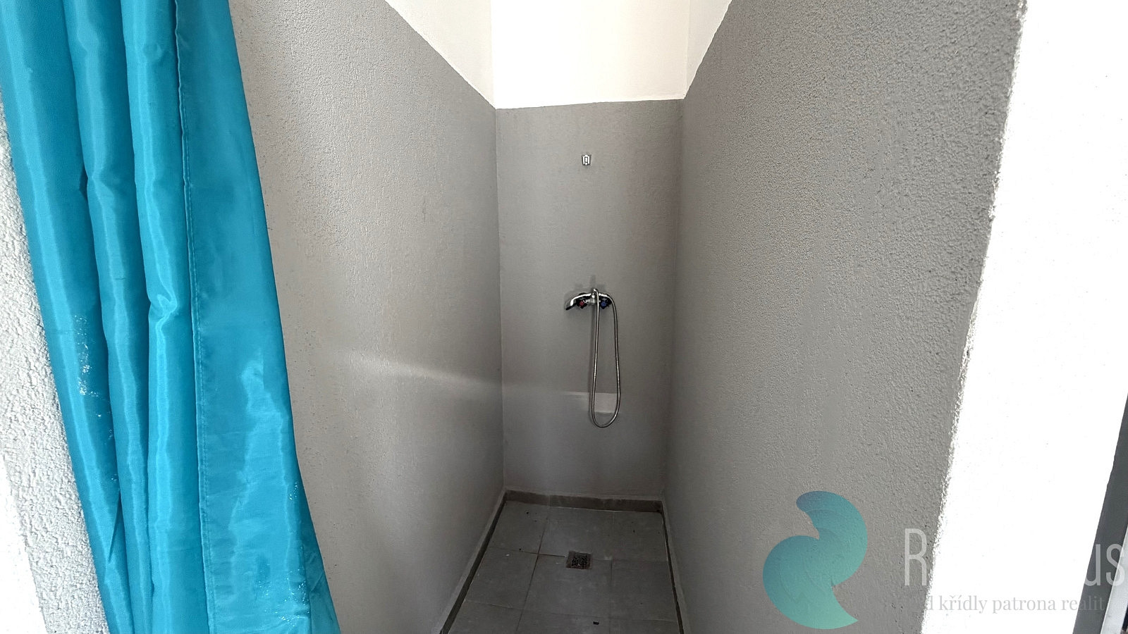 Pronájem komerčního objektu (jiného typu) 100 m² — photo 4
