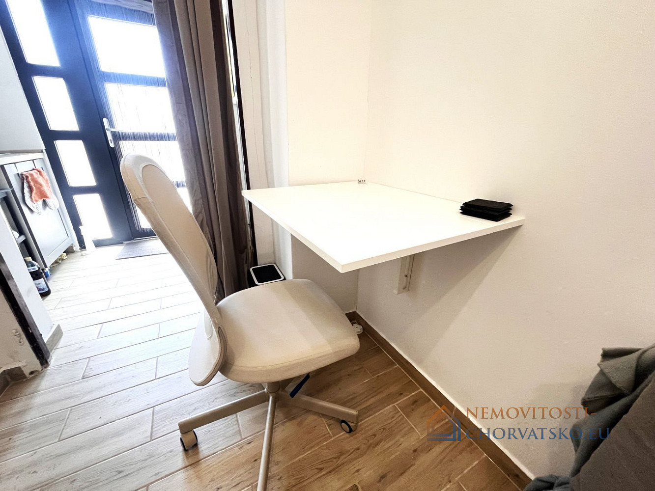 Prodej bytu 1+kk 12 m² - Widok 6