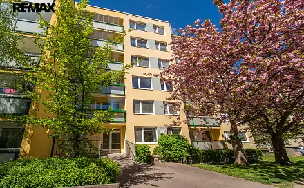 Pronájem bytu 2+kk 43 m²