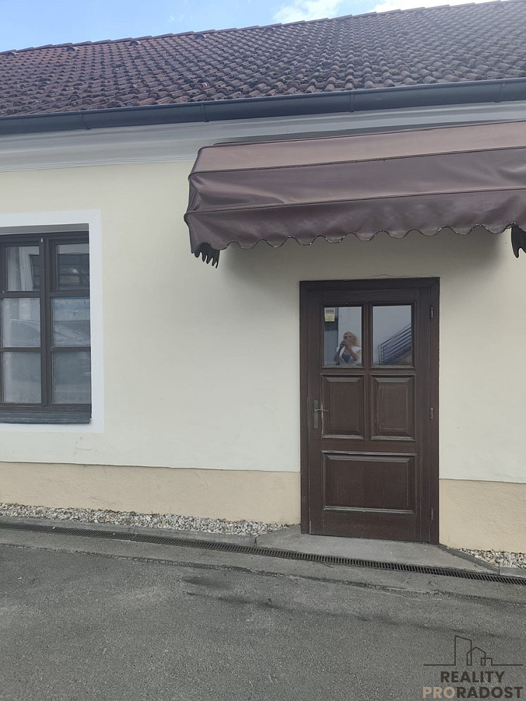 Pronájem skladovacích prostor 18 m² – fotografie 5