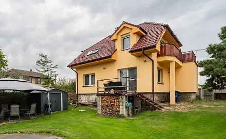 Prodej domu 99 m² s pozemkem 1 523 m², Petříkov, okres Praha-východ