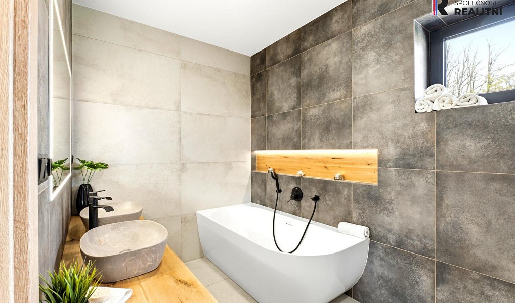 Prodej domu 200 m² s pozemkem 900 m², Veltrusy – náhled fotky 8