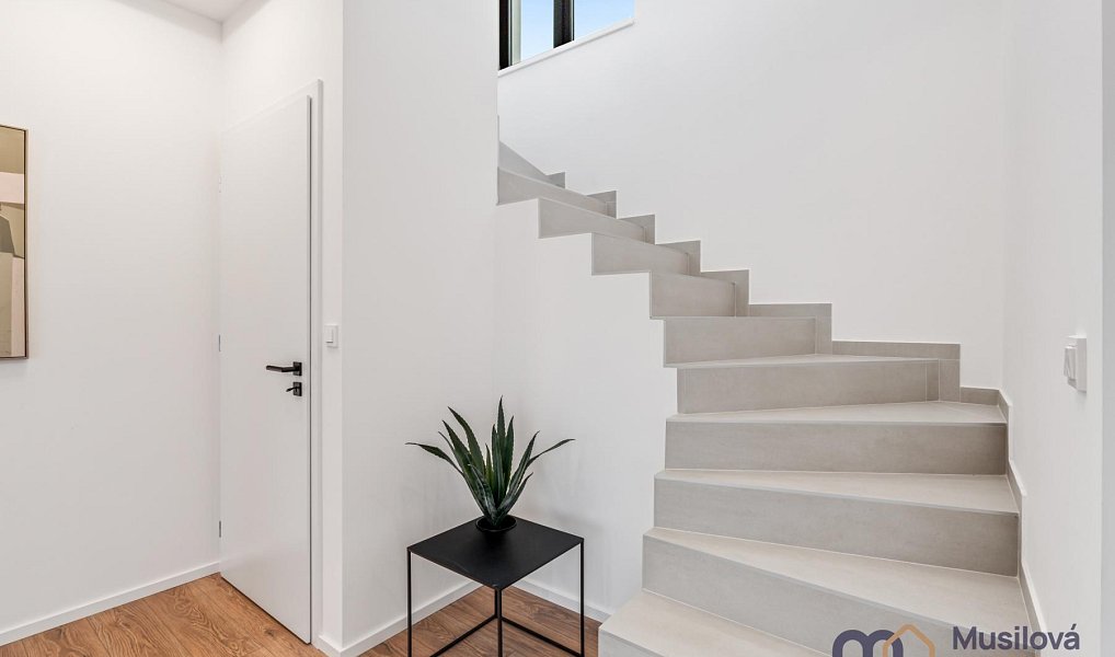 Prodej domu 150 m² s pozemkem 636 m², Újezdeček – náhled fotky 16