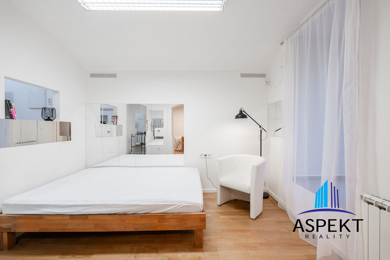 Pronájem bytu 1+kk 32 m² – fotografie 4