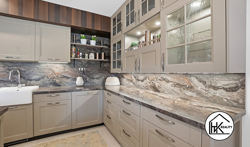 Prodej domu 300 m² s pozemkem 3 840 m², Libouchec – náhled fotky 16