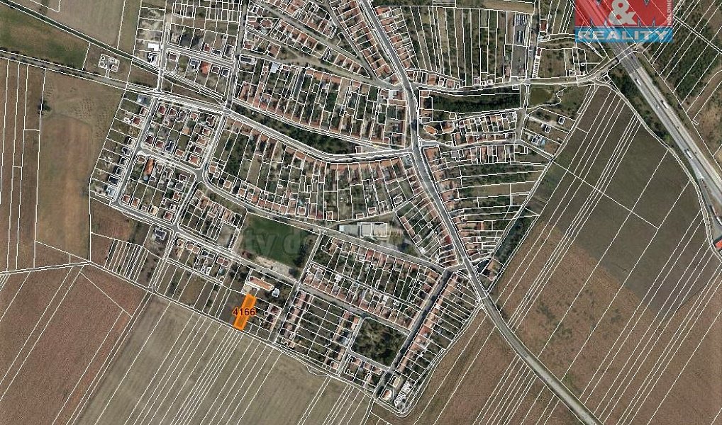 Prodej pole 911 m², Starovičky – náhled fotky 3