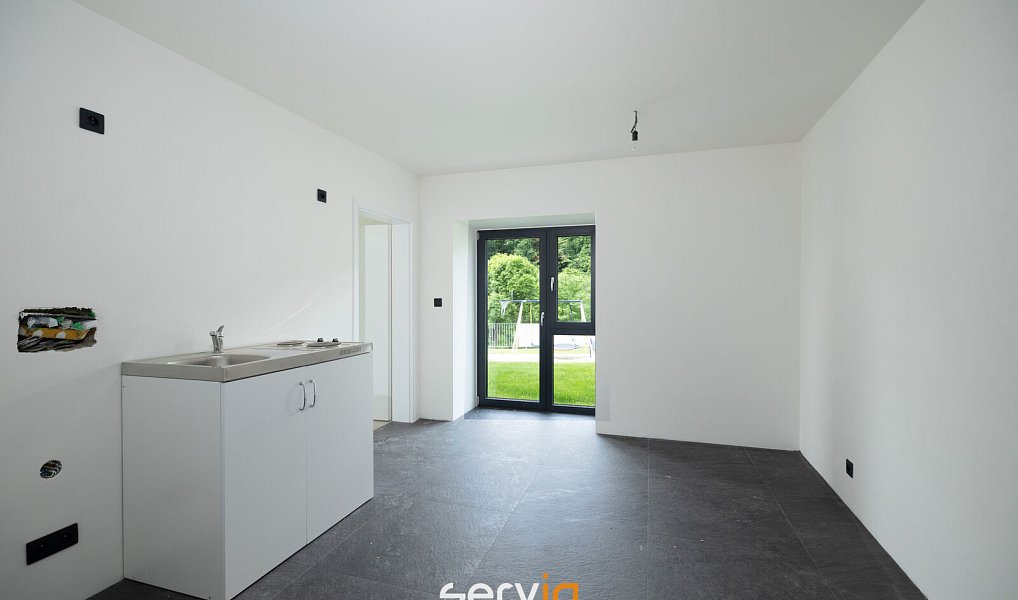 Prodej komerčního objektu (jiného typu) 36 m², Staré Město – náhled fotky 3