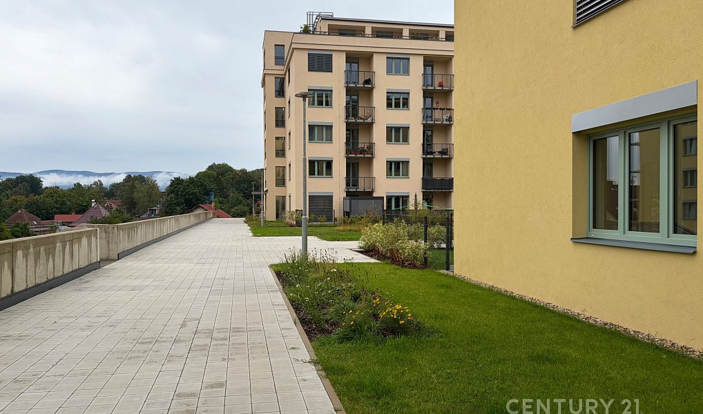 Pronájem bytu 2+kk 57 m², Liberec – náhled fotky 10