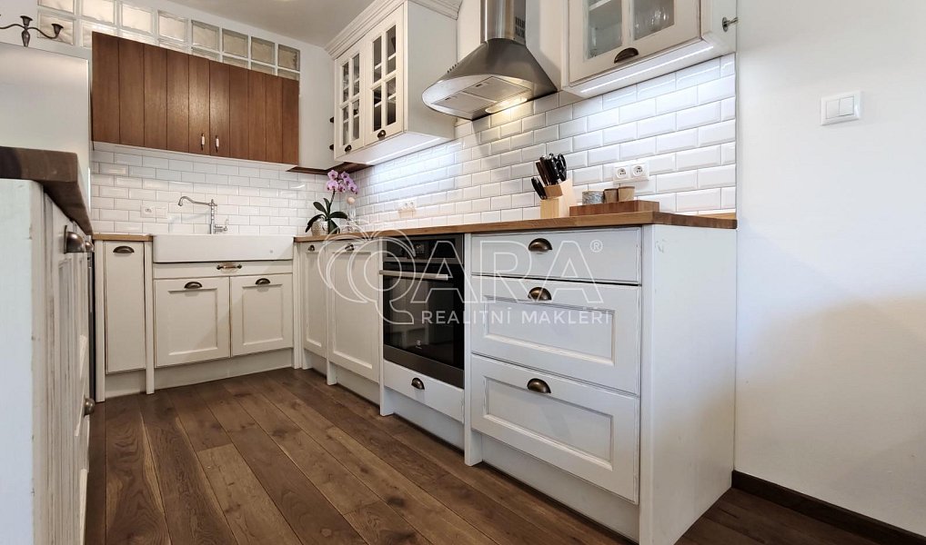 Pronájem bytu 3+kk 81 m², Praha – náhled fotky 3