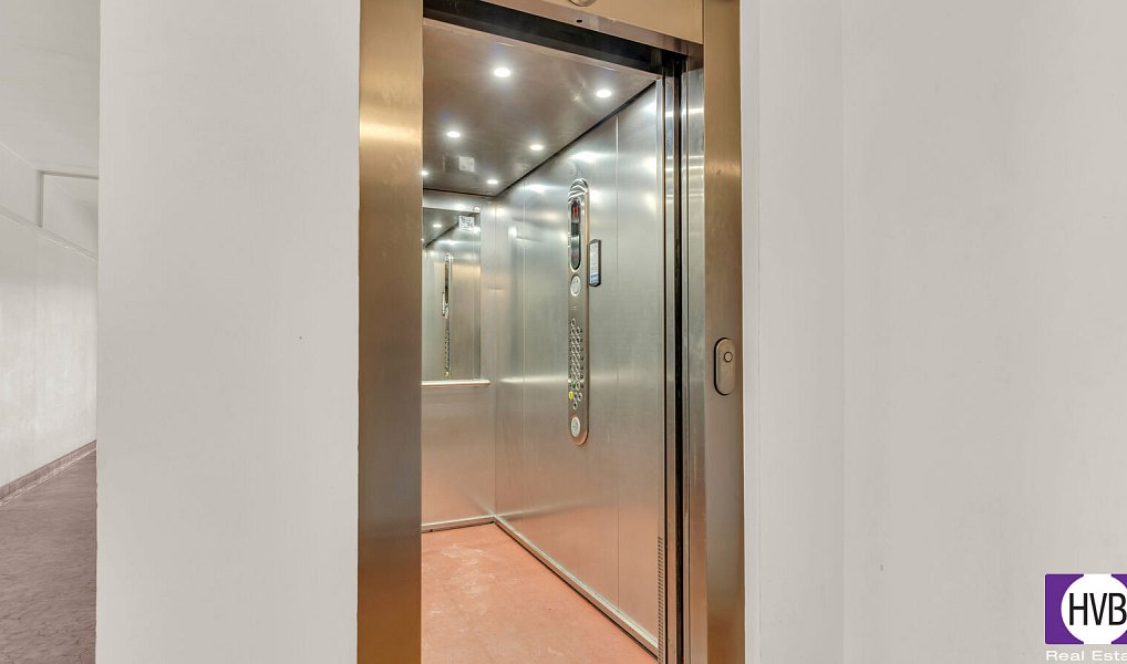 Prodej bytu 4+kk 78 m², Praha – náhled fotky 20