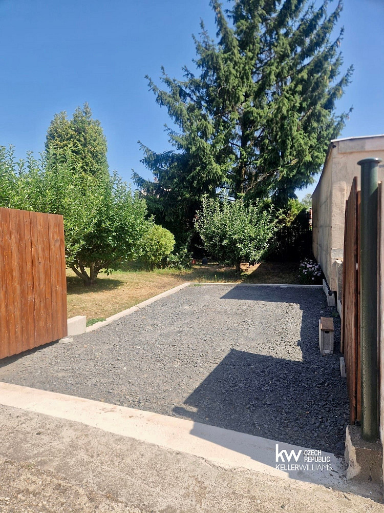 Prodej domu 176 m² s pozemkem 469 m² – fotografie 2