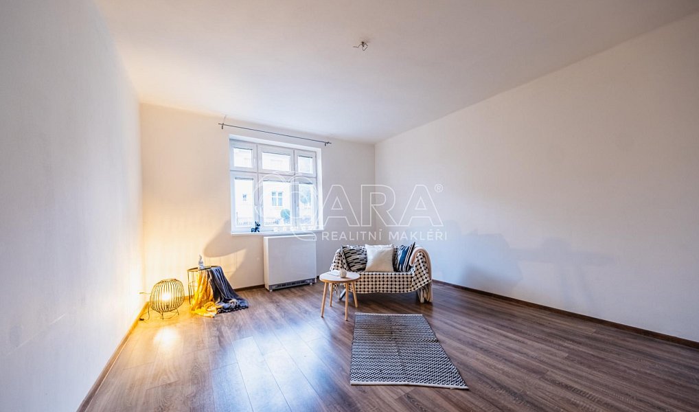 Pronájem bytu 1+1 29 m², Praha – náhled fotky 2