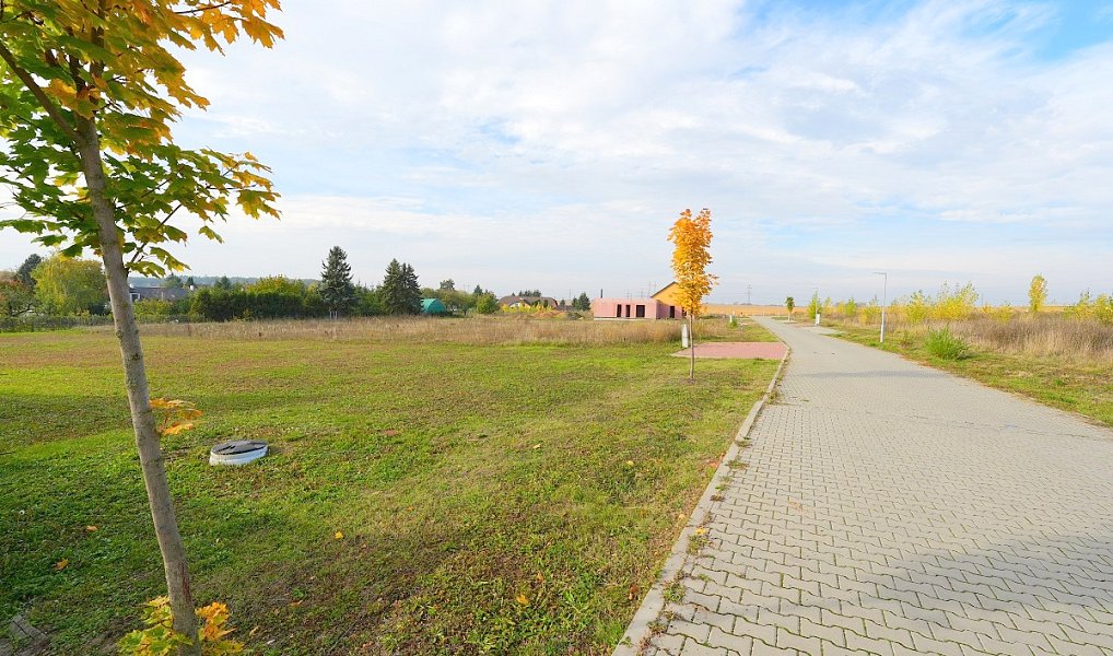 Prodej stavebního pozemku 1 283 m², Libeř – náhled fotky 3