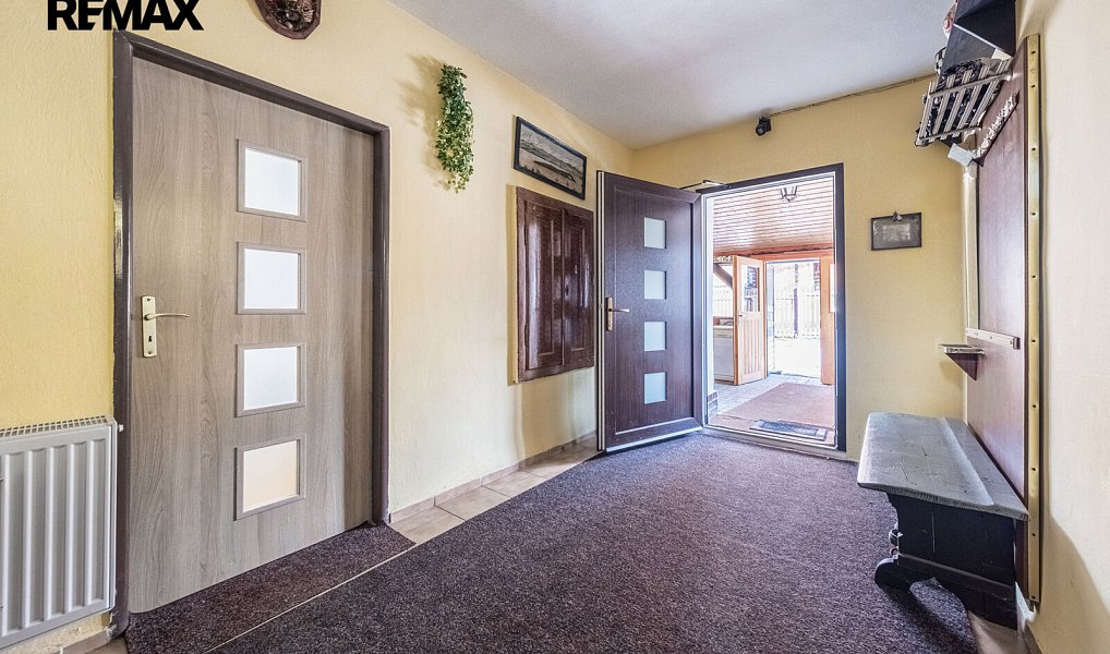 Prodej domu 370 m² s pozemkem 2 417 m², Hřensko – náhled fotky 8