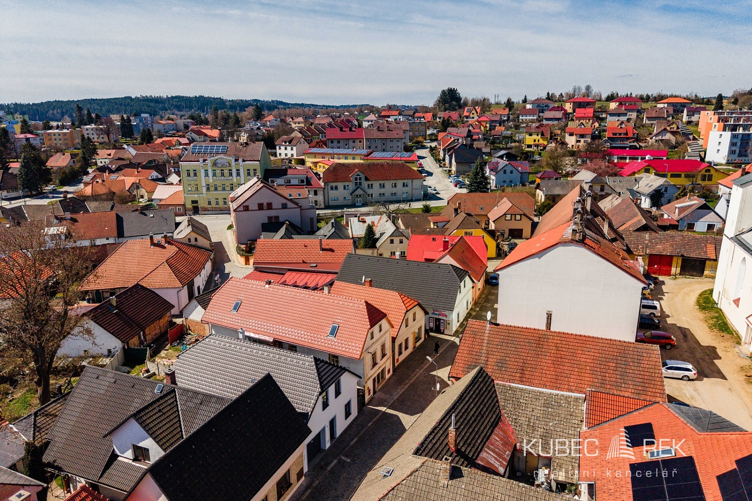 Prodej domu 270 m² s pozemkem 430 m² – pohled 2