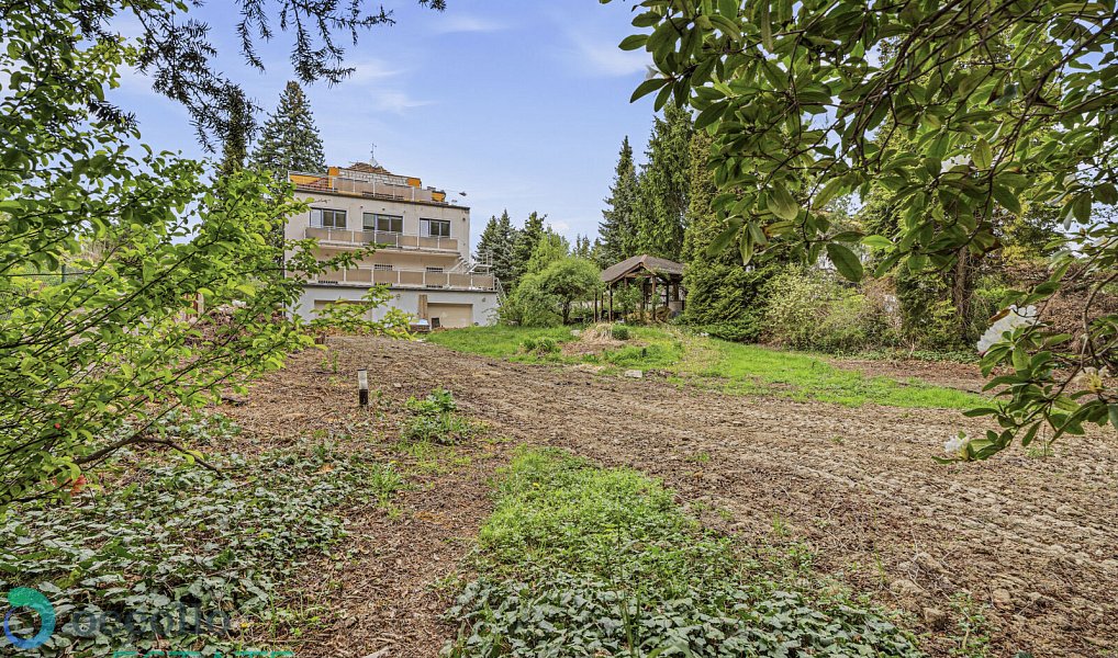 Prodej stavebního pozemku 1 099 m², Praha – náhled fotky 5