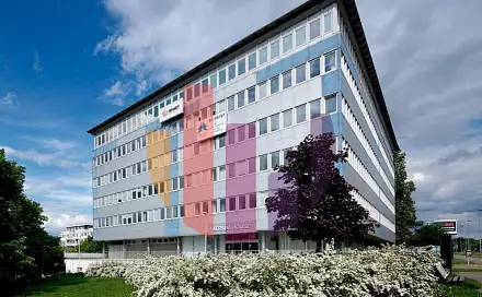 Pronájem kanceláře 41 m², V olšinách, Praha 10 - Strašnice