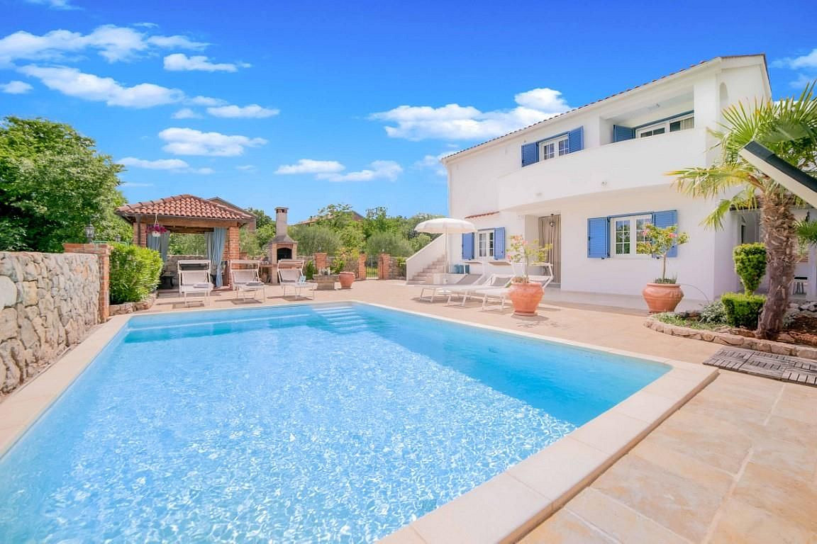 Prodej domu 200 m² s pozemkem 489 m²