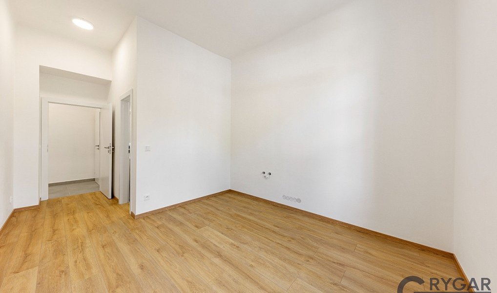 Prodej bytu 1+1 49 m², Praha – náhled fotky 4