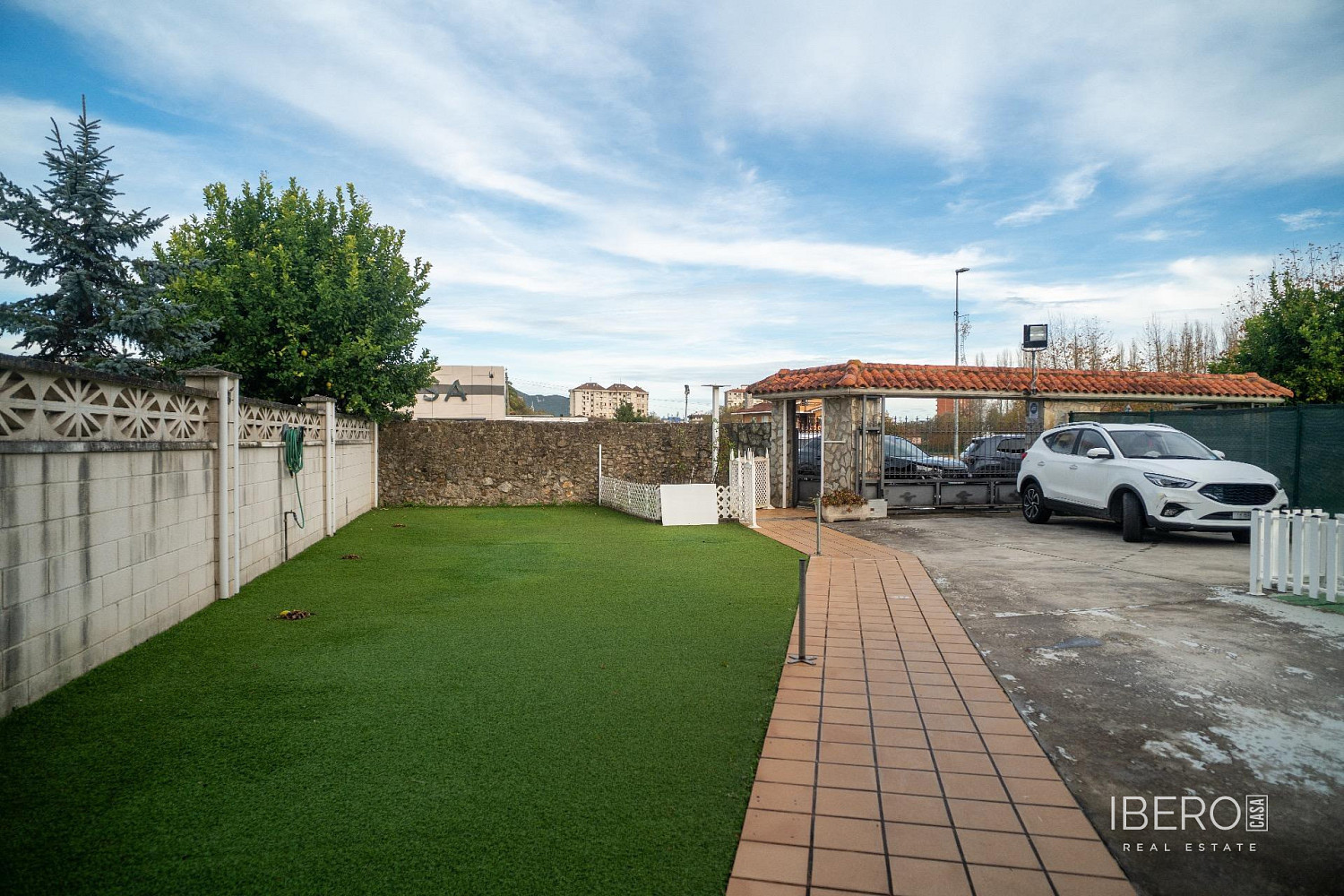 Prodej domu 609 m² s pozemkem 421 m² — photo 4