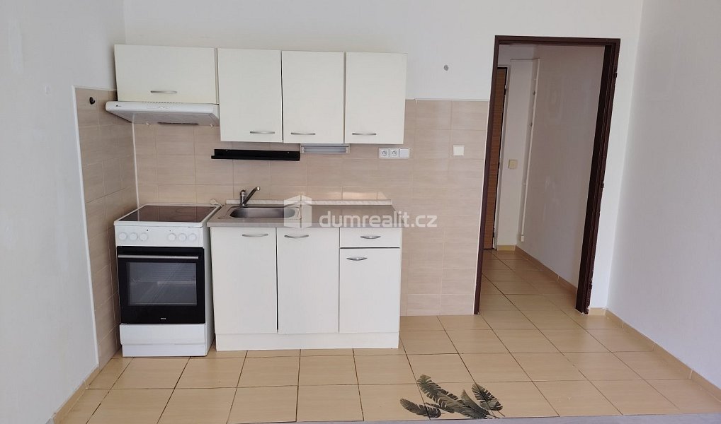 Pronájem bytu 1+kk 25 m², Děčín – náhled fotky 2