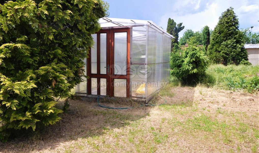 Prodej výrobních prostor 1 560 m², Očihov – náhled fotky 4
