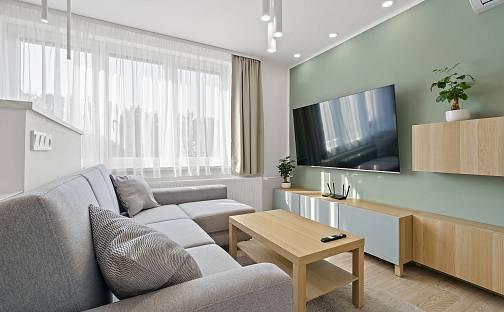 Pronájem bytu 2+kk 44 m², Družstevní, Luhačovice, okres Zlín
