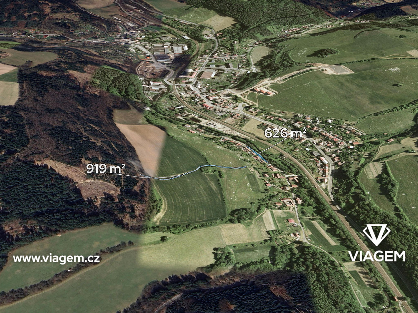 Prodej pole 1 545 m²
