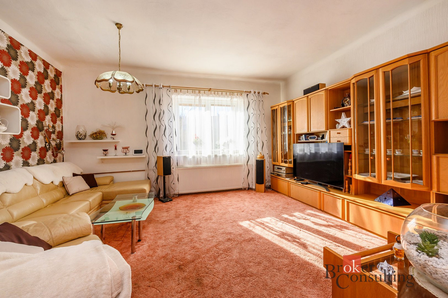Prodej domu 170 m² s pozemkem 735 m² — photo 2
