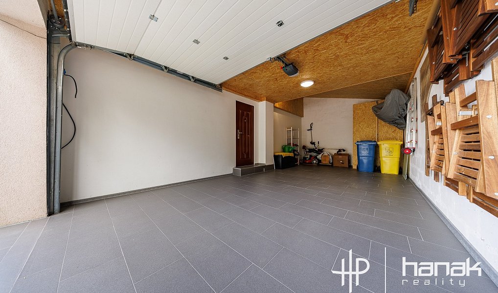 Prodej domu 170 m² s pozemkem 1 384 m², Oborná – náhled fotky 29