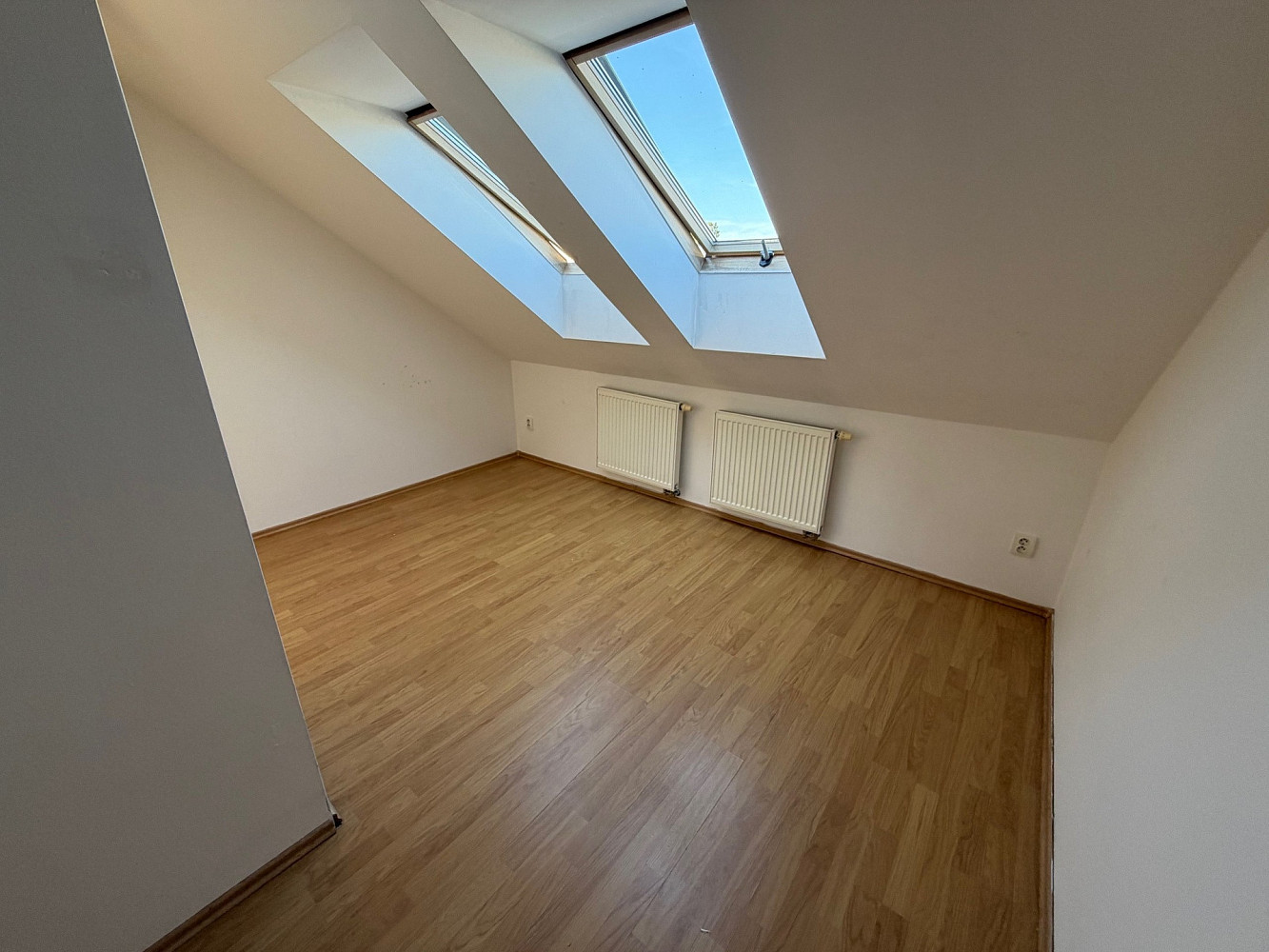 Prodej bytu 3+kk 96 m² – fotografie 3