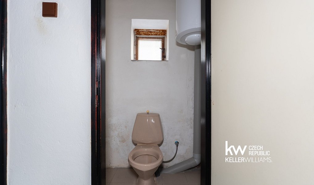 Prodej domu 160 m² s pozemkem 1 041 m², Jeníkov – náhled fotky 17