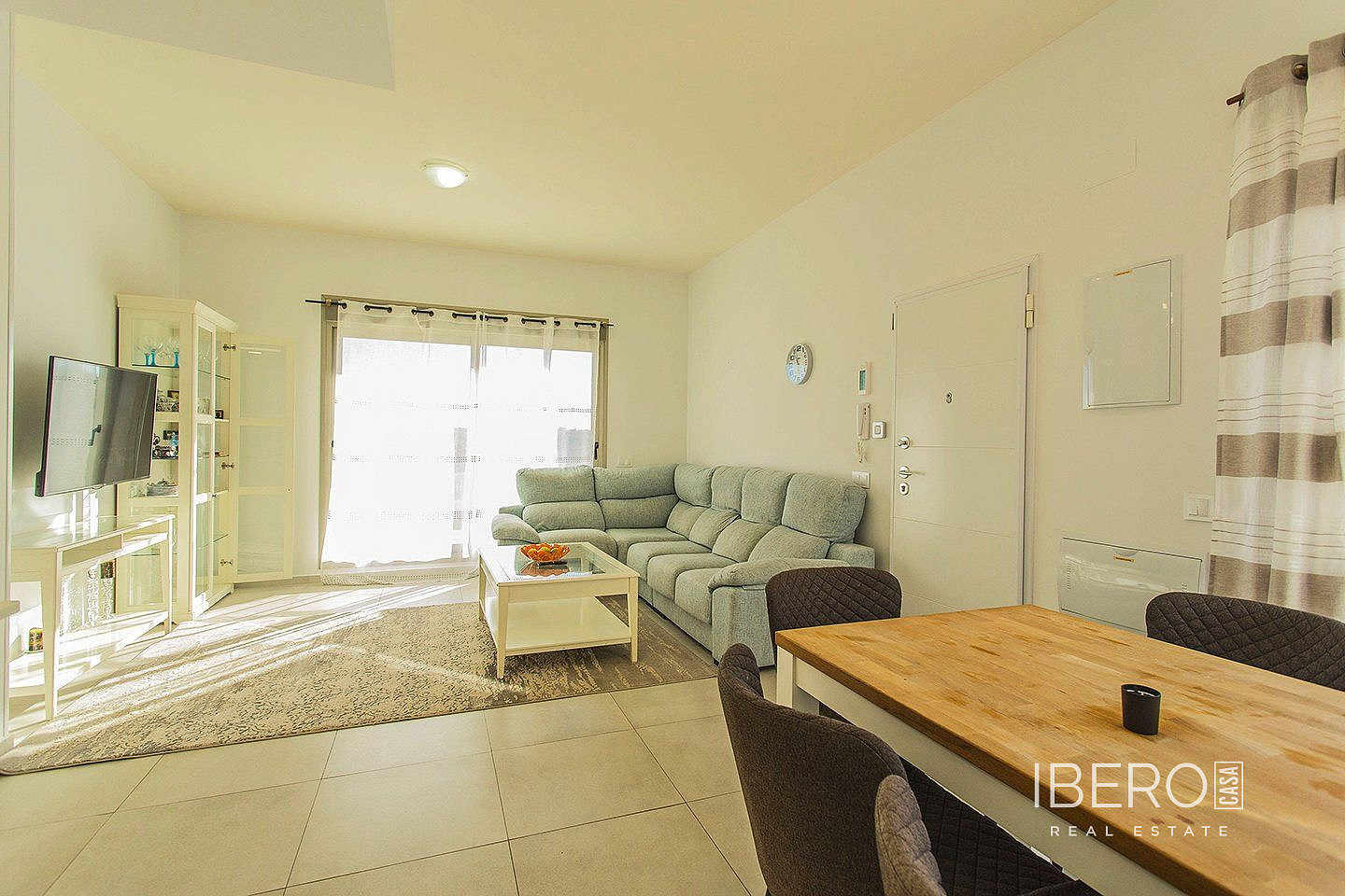 Prodej domu 250 m² s pozemkem 401 m² – pohled 3