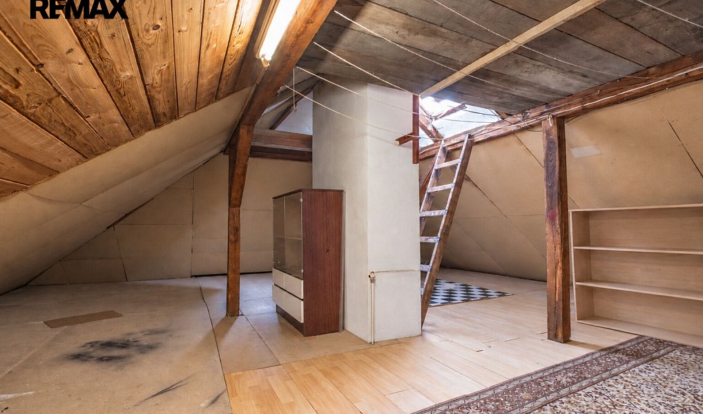 Prodej domu 290 m² s pozemkem 877 m², Habartov – náhled fotky 20