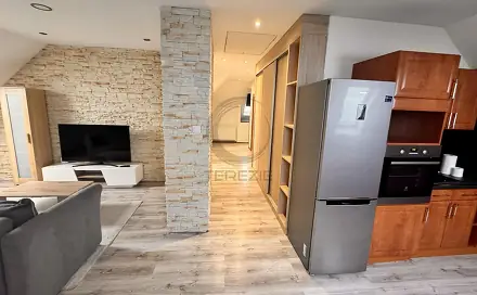 Pronájem bytu 2+1 81 m², Karlovarská, Chomutov